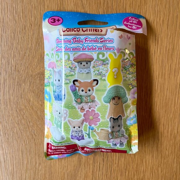 Calico Critters - Blooming Baby - Sage - Picture 3 of 3